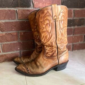 Saddle Up with Vintage Cat’s Paw Western Cowboy Boots